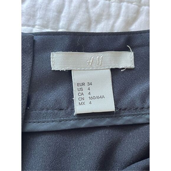 H&M faux wrap skirt - Picture 4 of 7